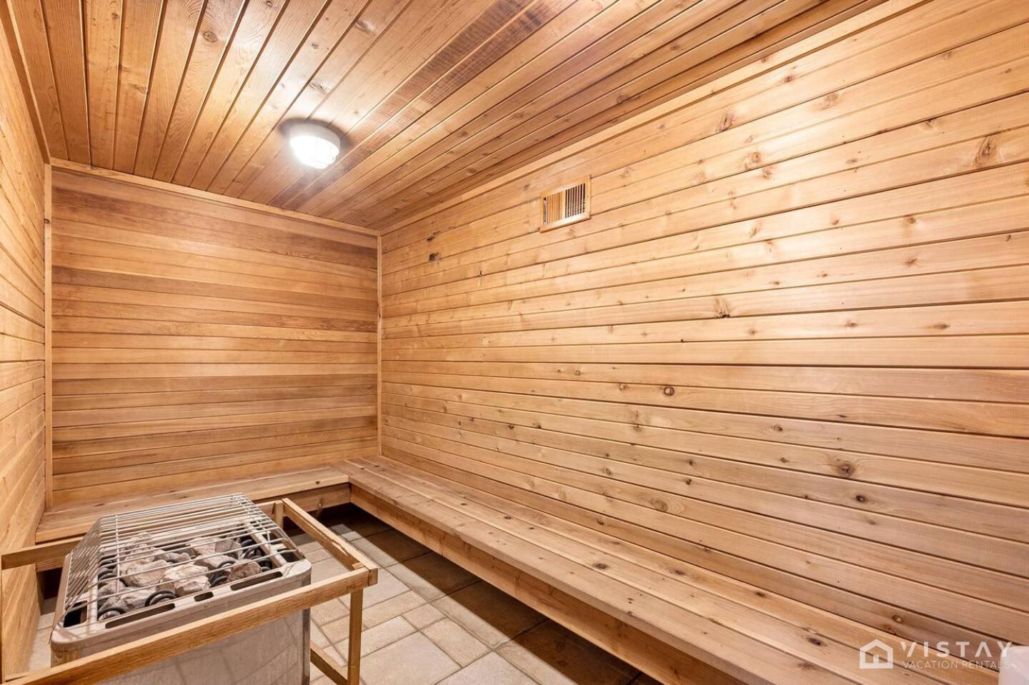 Giant Steps #43 W Hot Tub, Sauna, And Game Room! 브라이언헤드 외부 사진